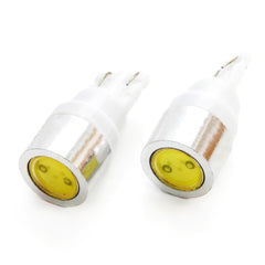 Żarówka LED T10 W5W z idealnie białym światłem