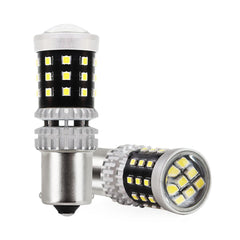 Biała żarówka LED z 39 diodami SMD do instalacji 12/24V
