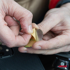Magnetisk mobilholder med metalplade