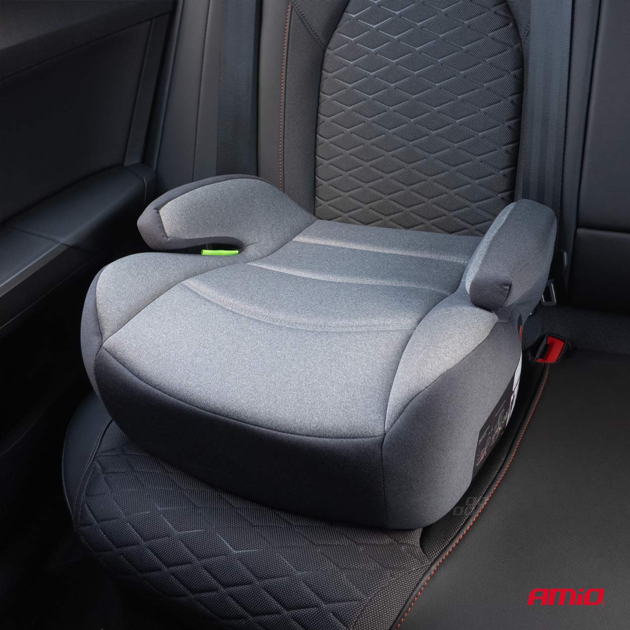 Booster-autostol med ISOFIX set fra siden