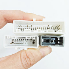 Przewód do radia z modułem CANBUS do Nissan – 20-pin, z adapterem USB, FM i RCA 