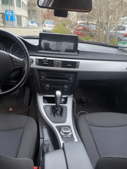 BMW 3-serie 05-12 - radio z Apple CarPlay i Android Auto 10,25" zamontowane w pojeździe