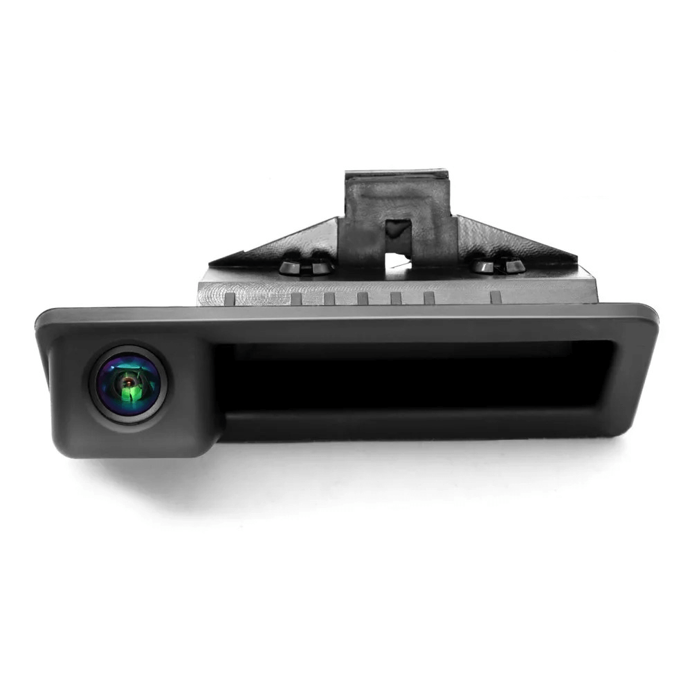 Kamera cofania do BMW – zintegrowane z klamką klapy bagażnika, jakość 1080p i dyskretna konstrukcja.