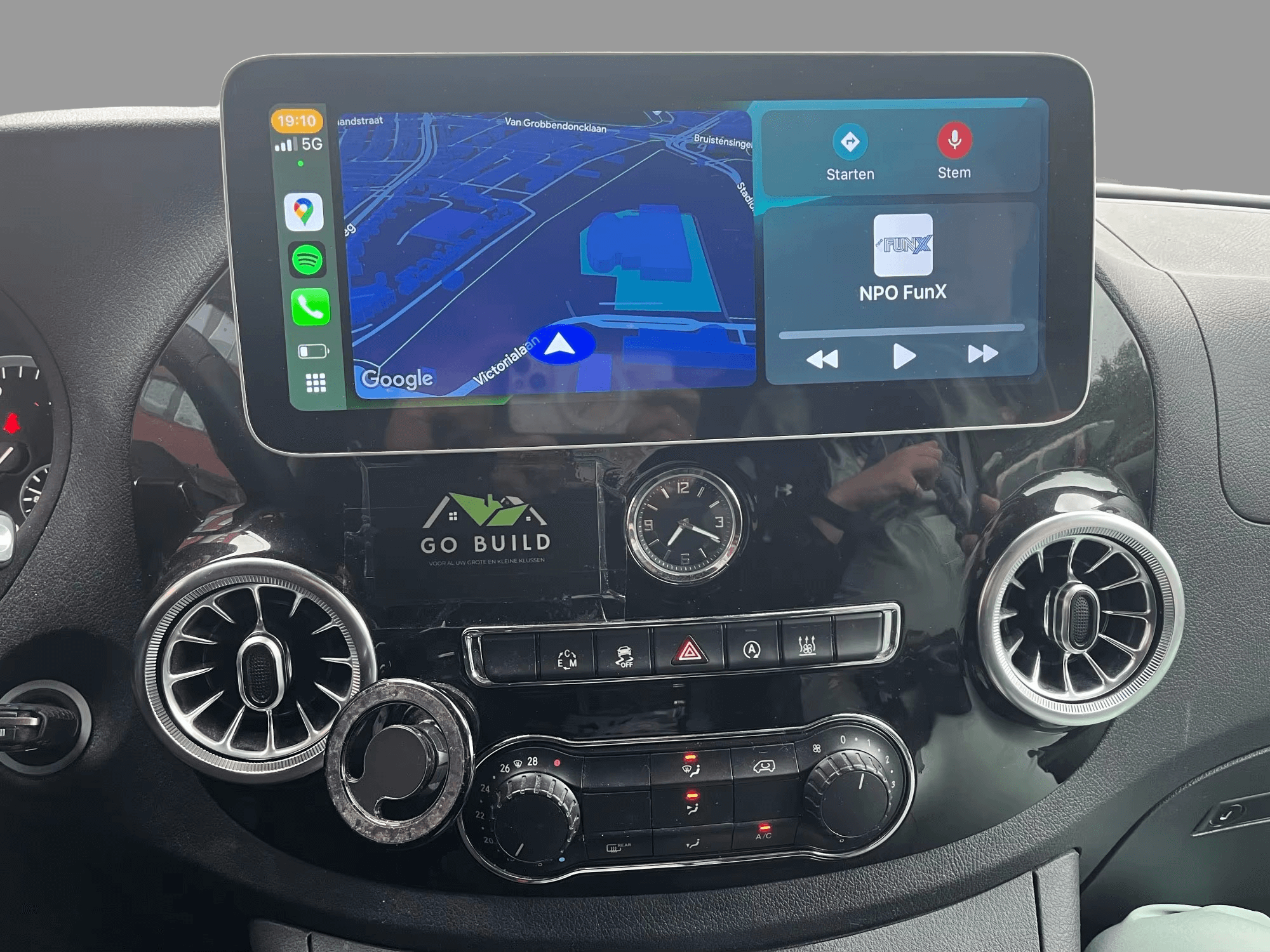 Mercedes Vito 14-21 - radio 12,3" z Apple CarPlay i Android Auto – Carmediaeurope.com